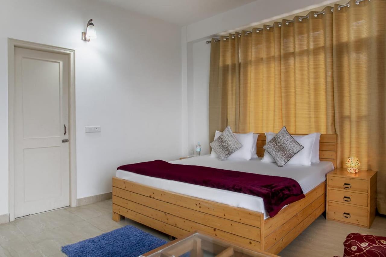 The Western Heights I Serviced Apartments I Pvt Balcony I Lift I Peacefull Area I Family Accomodation I Kasauli I By Exotic Stays Exteriér fotografie
